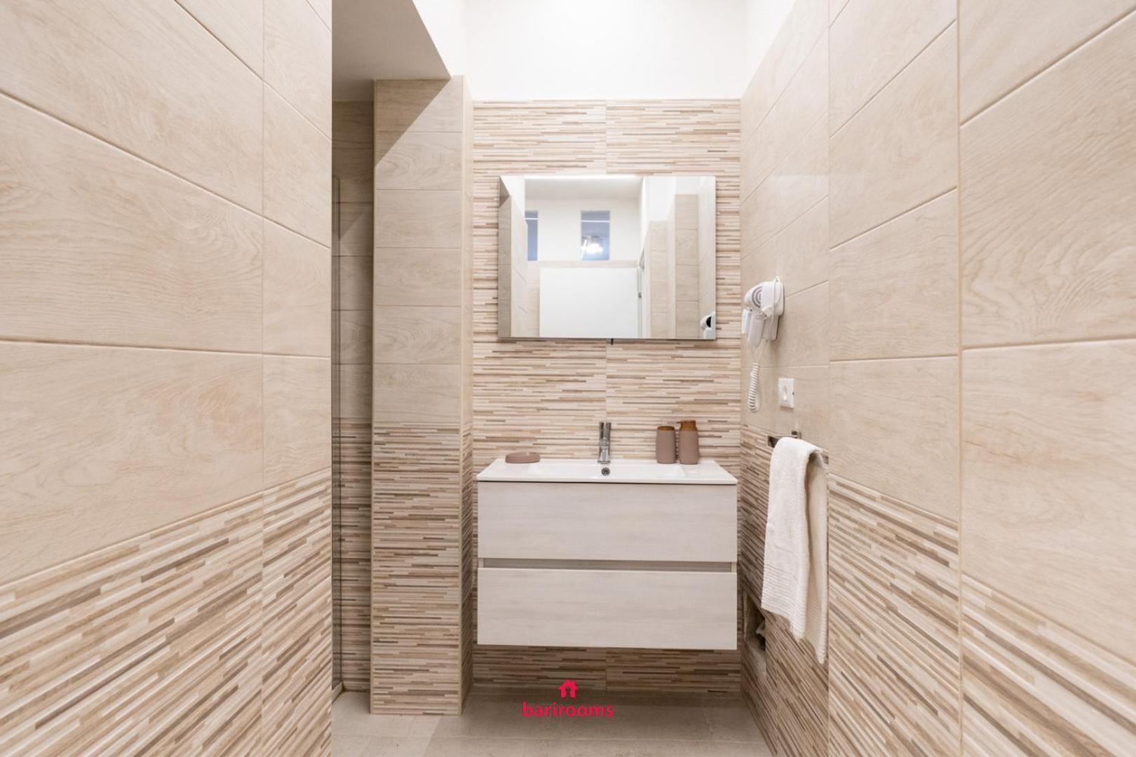 Barirooms - Murat Suites Bagian luar foto
